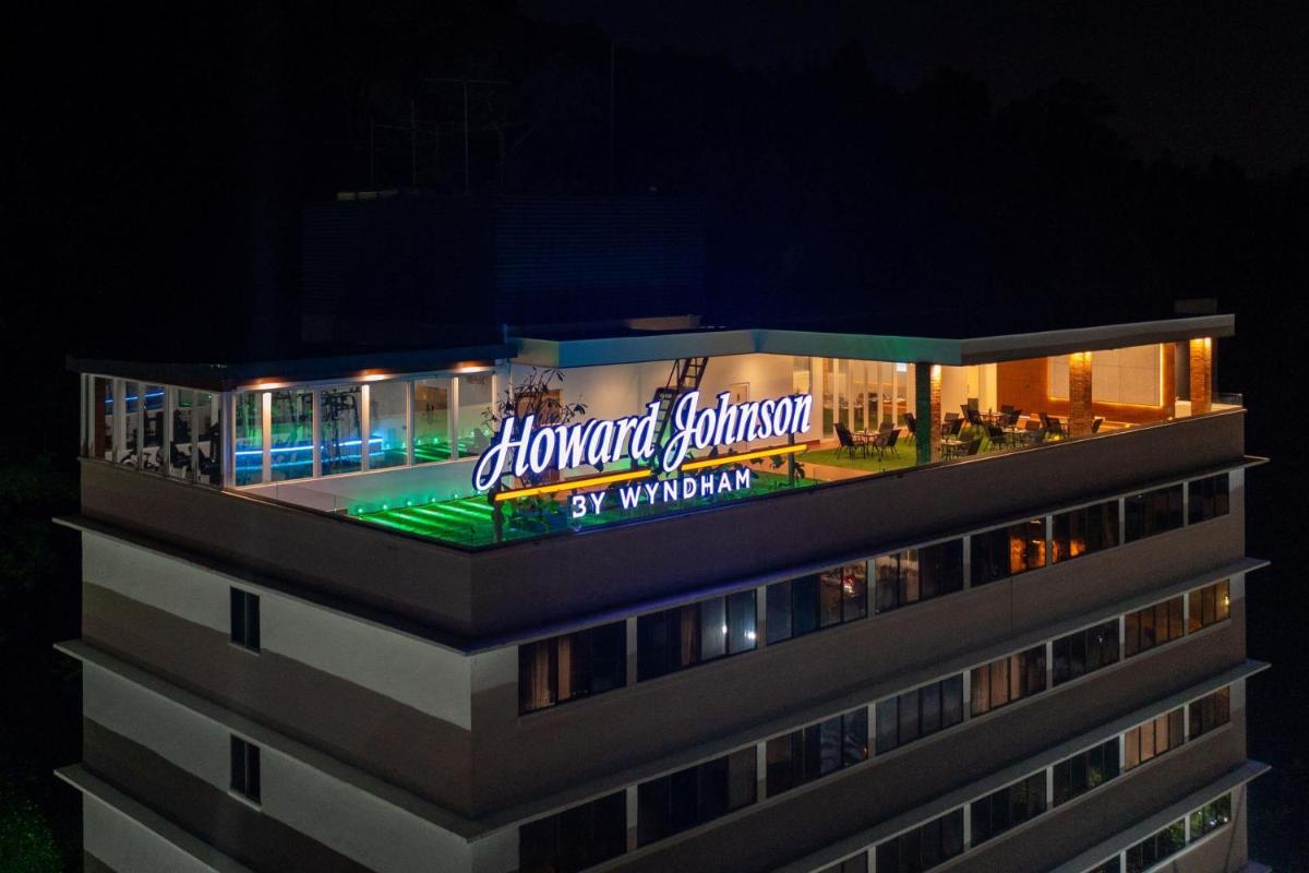 Howard Johnson by Wyndham Kota Kinabalu City Centre, formerly Hotel Shangri-La Kota Kinabalu - Housity