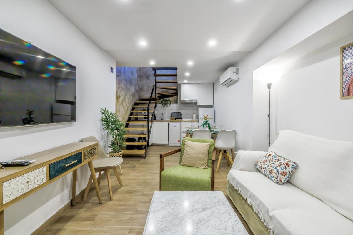 Casa Los Naranjos - Terraza en el Casco Histórico - Housity