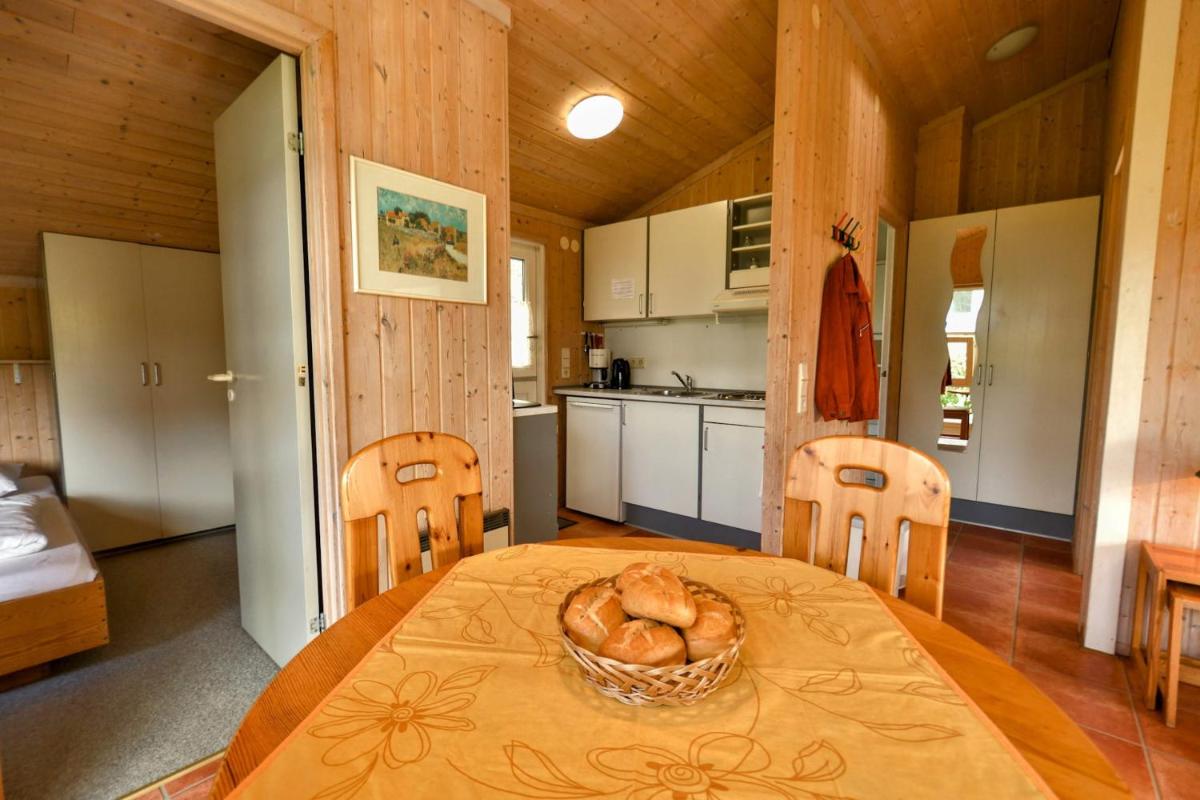 Ferienpark AM WALDRAND - Ferienhaus Typ A für 4 Personen - Haff - Housity