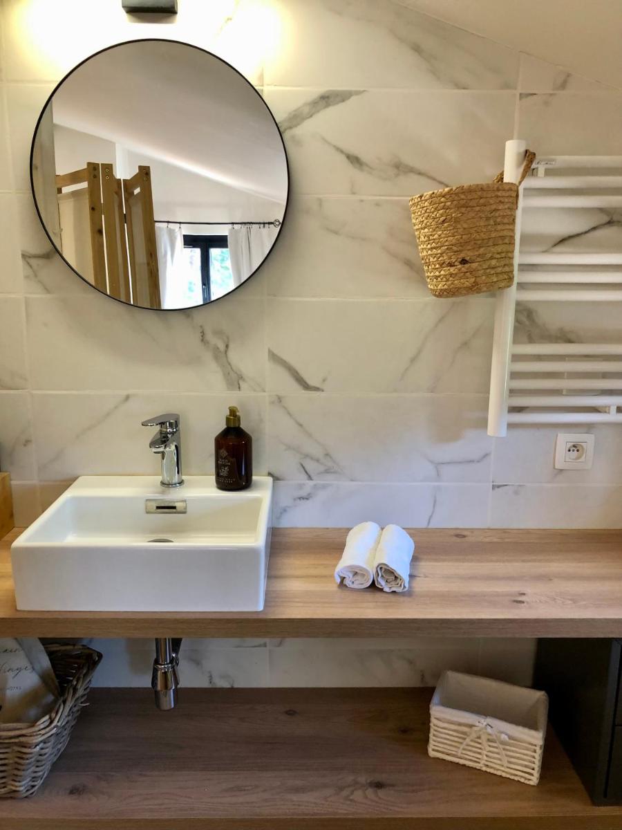 DOMAINE LES VINYES - Housity