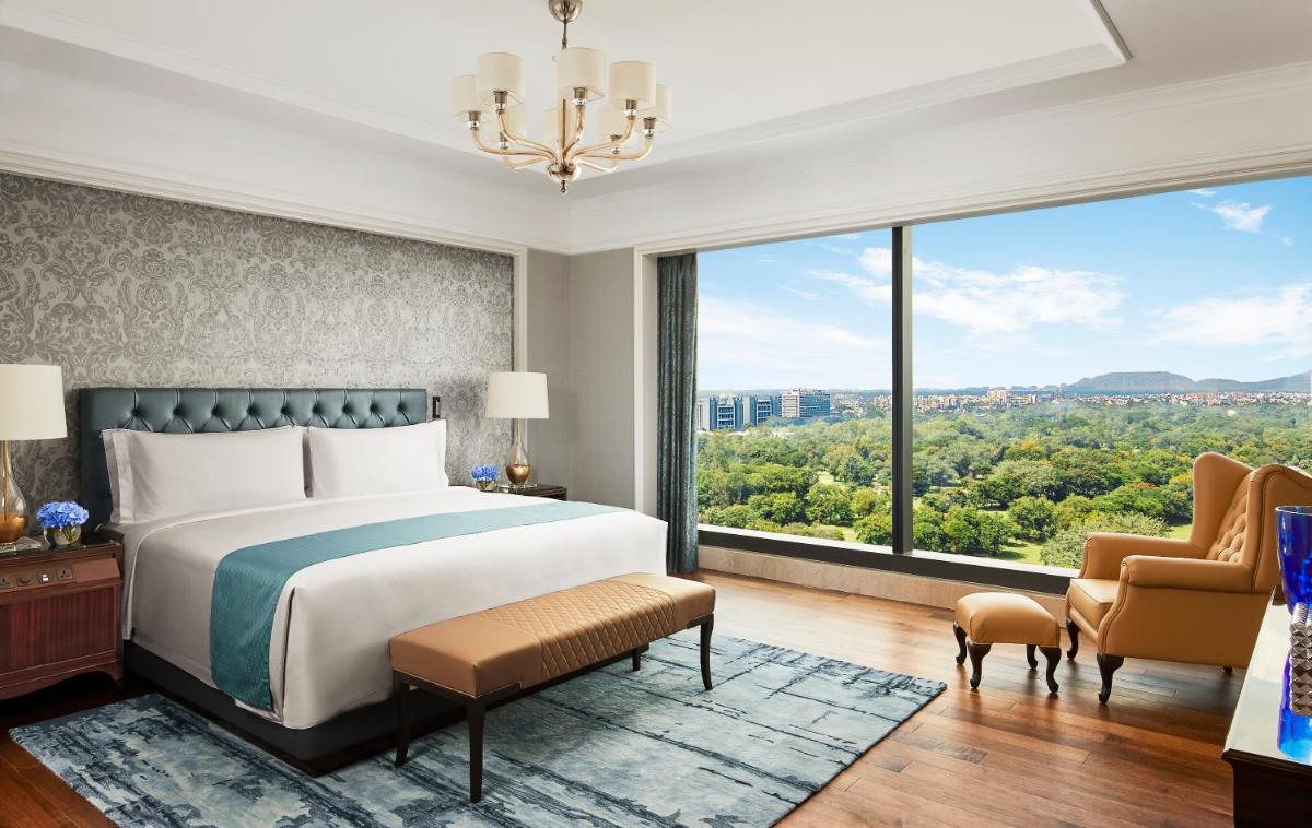 The Ritz-Carlton, Pune - Hizvo