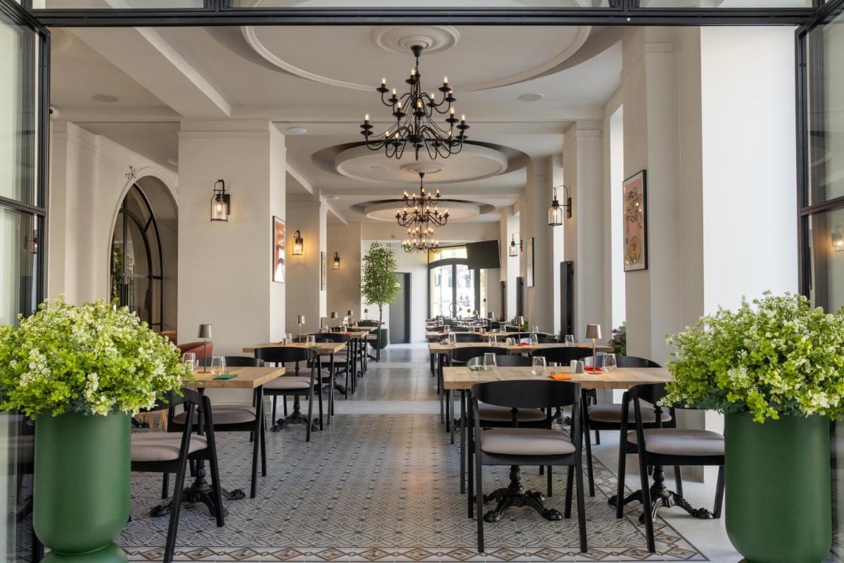 Best Western Hotel Cristal - Housity