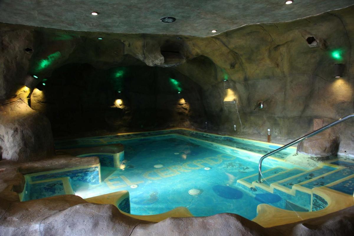 Piscina en o cerca de Turismo Rural & SPA El Cercado