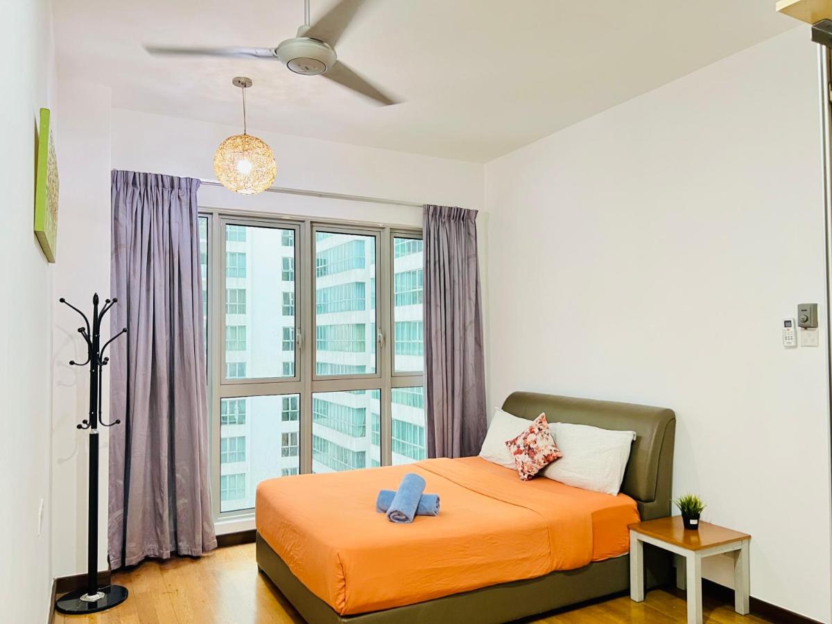 Regalia suites & residence 2 bedroom apartment by Enjoy your stay - Housity