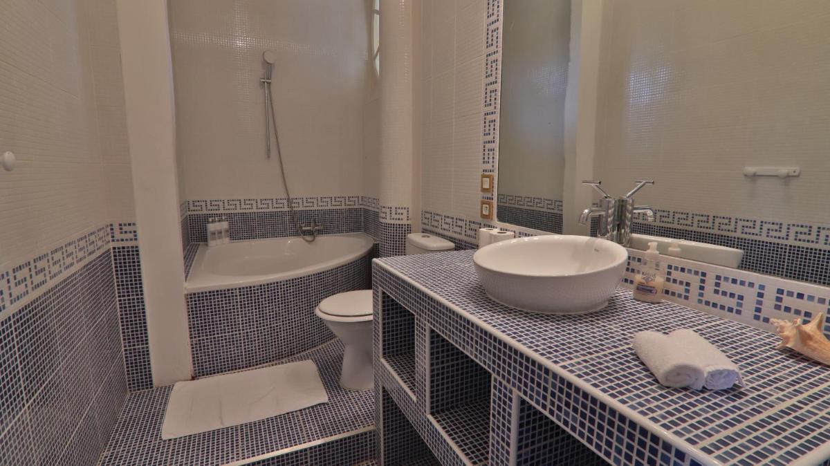 Salle de bains dans l'établissement Chateau du boulay morin