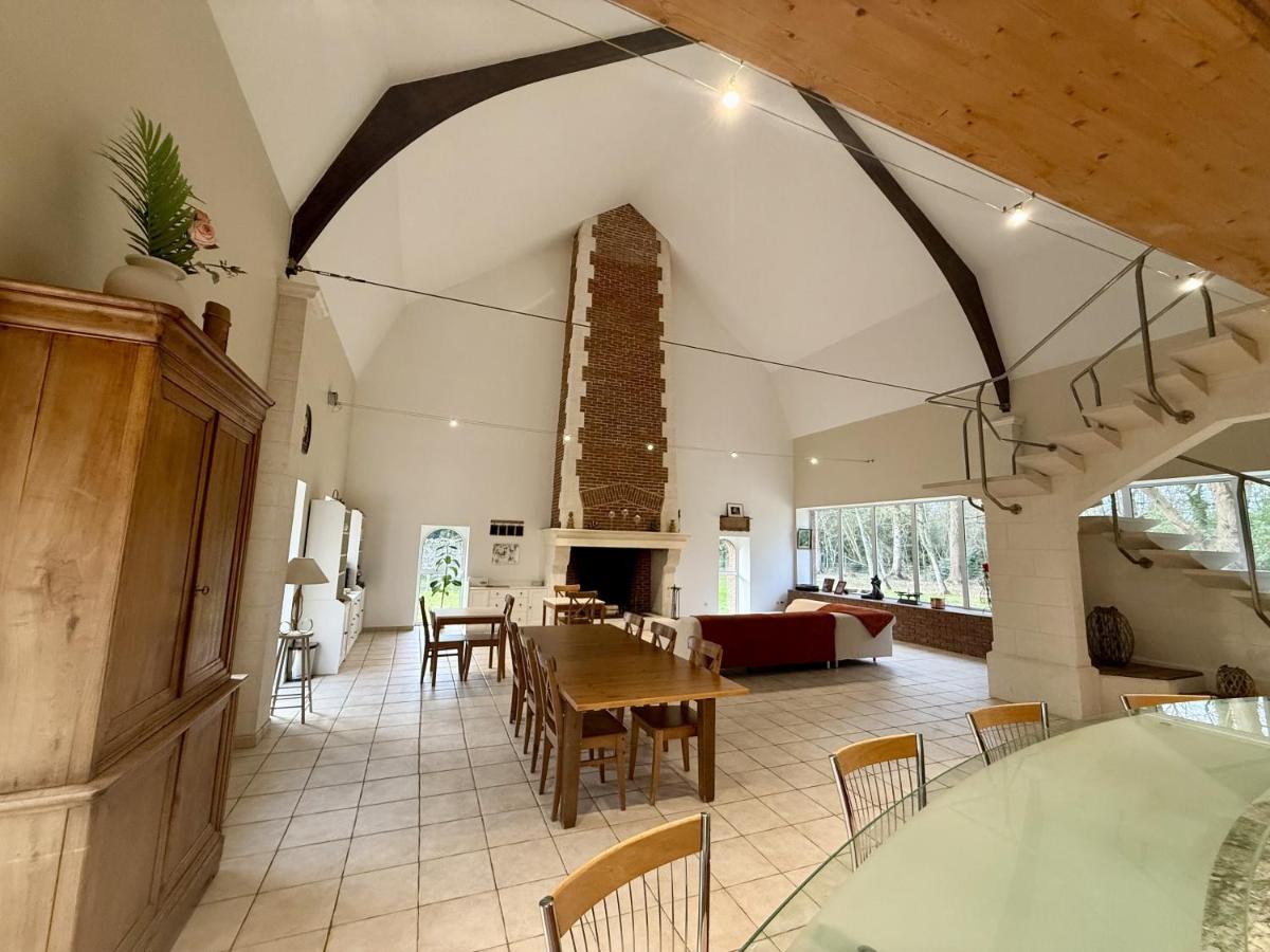 Aux Ecuries du Château - Housity