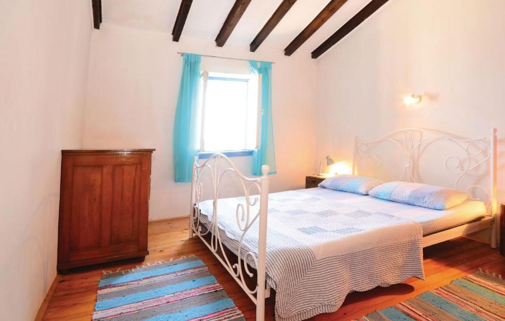 House by the sea - Housity