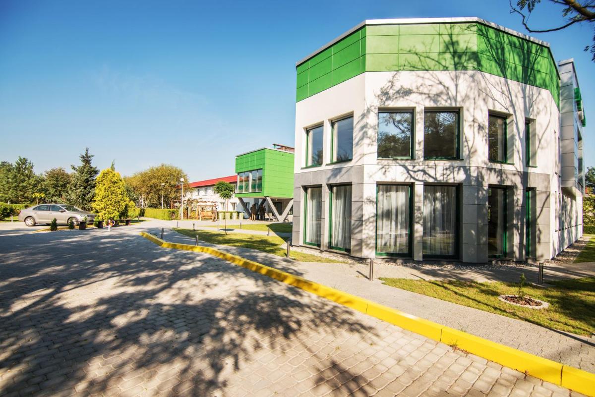 Hotel Dobre z Lasu - Housity