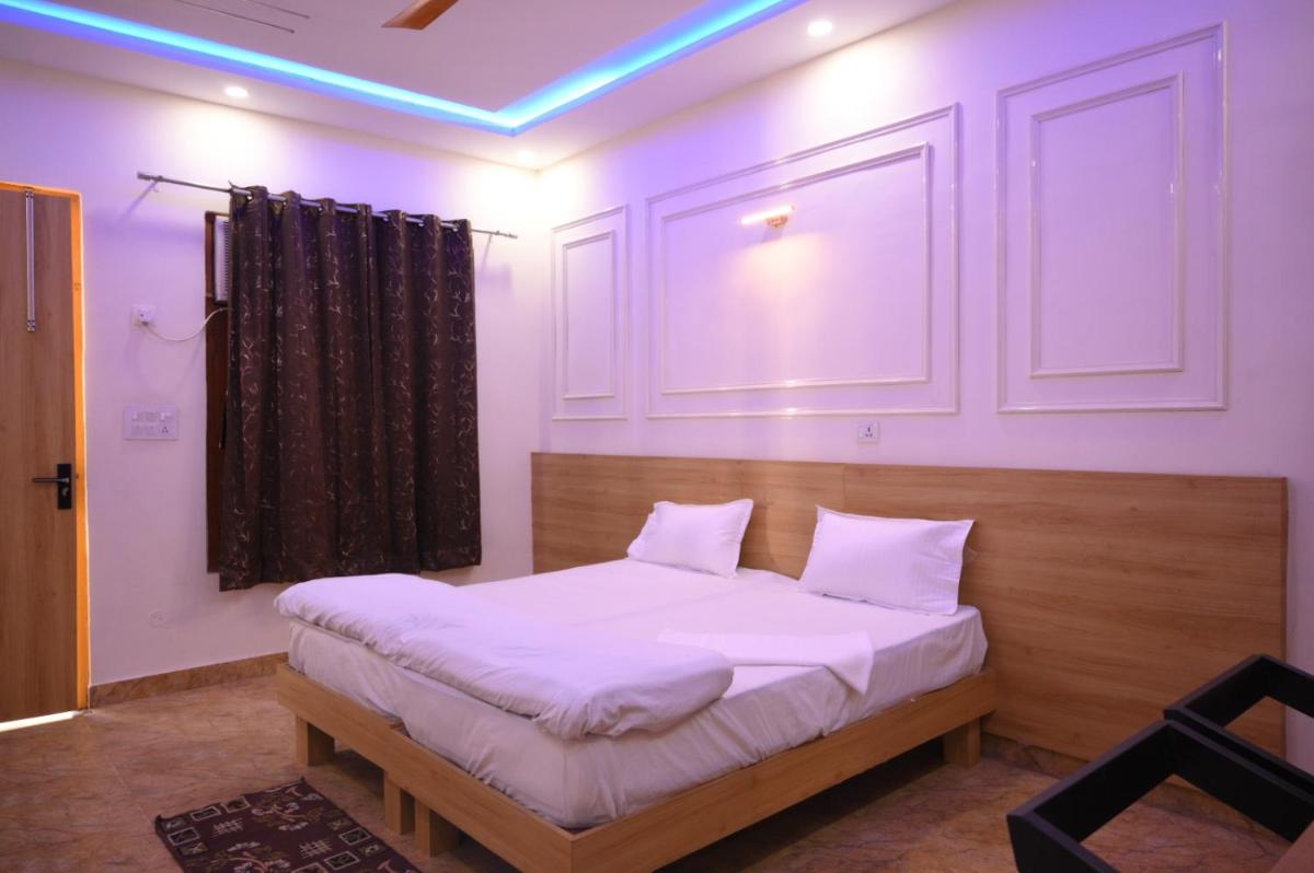 SHIVAAY GARDEN - Housity