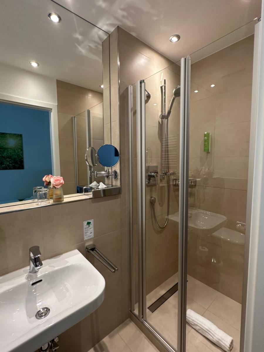 GuestHouse Große Linde - Housity