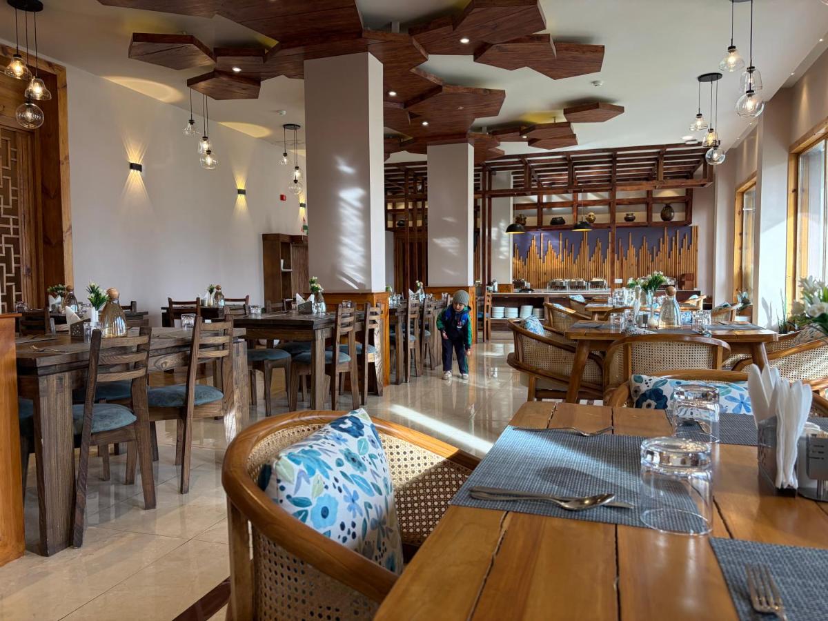 The Bodhi Tree - Housity