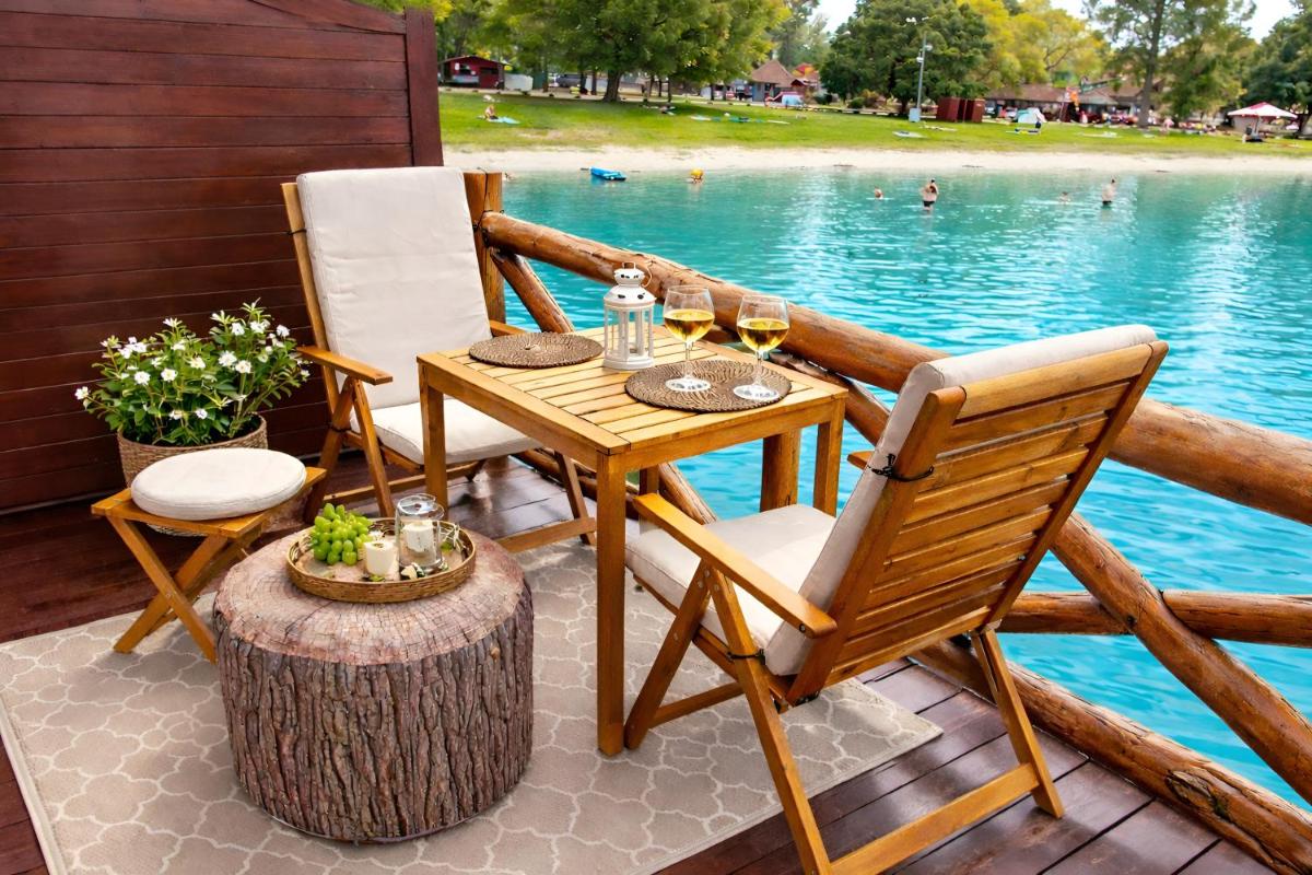 Overwater cottage - Slovak Tahiti, Senec - Housity