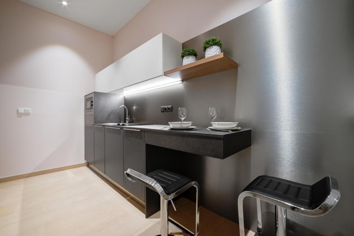 Bishop Apartments - Hizvo