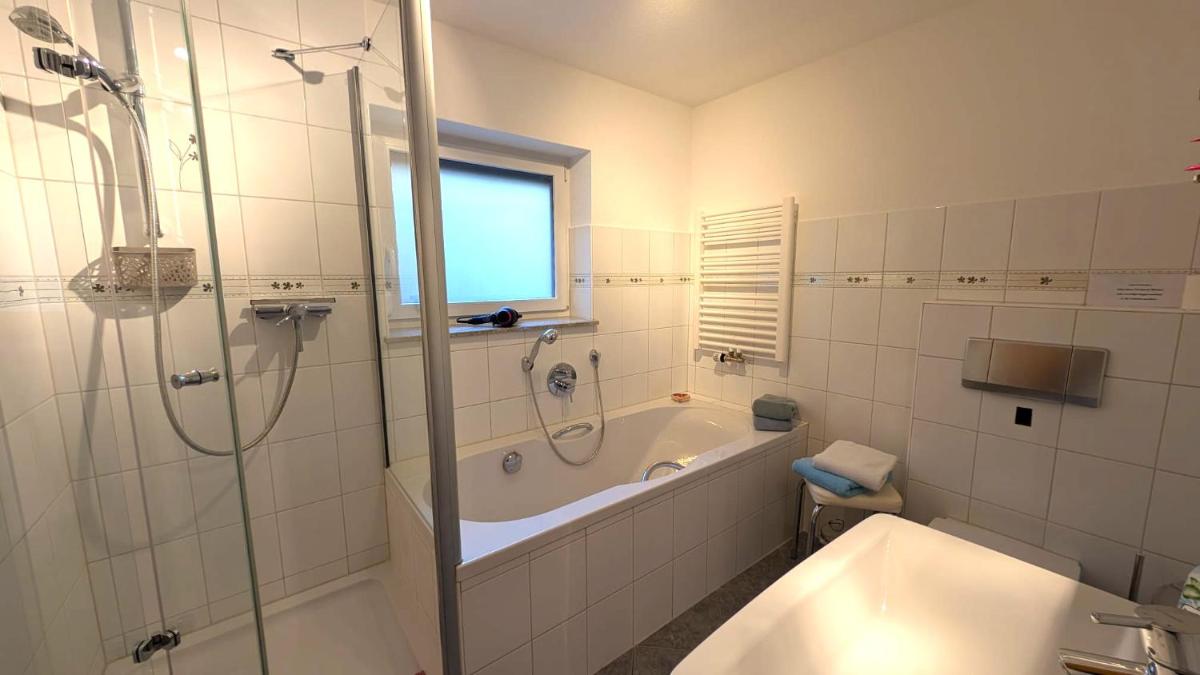 Ferienwohnung an der Elbe - Housity