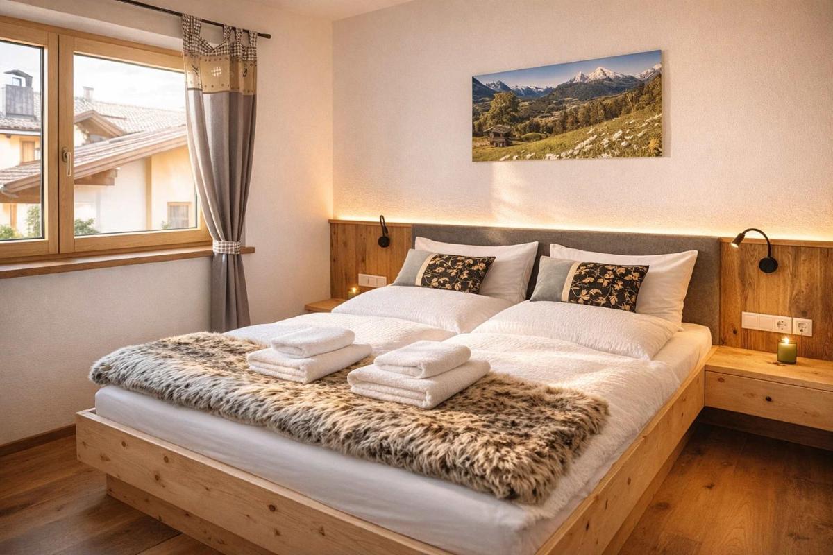 AlpenLuxus presents VERONIKAS Relax & Family Suite - Sun Terrace and Car Park - Housity