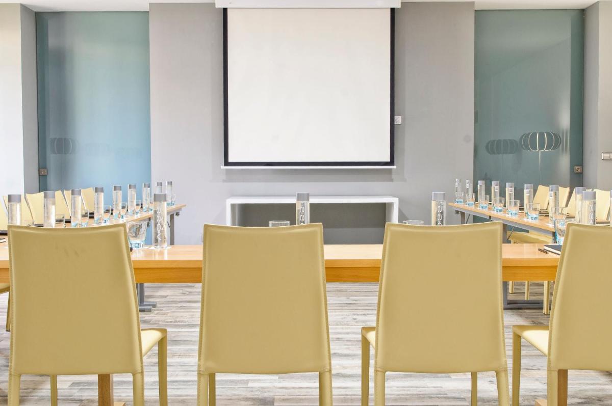 Zona business o sala de conferencias en Barceló Teguise Beach - Adults Only