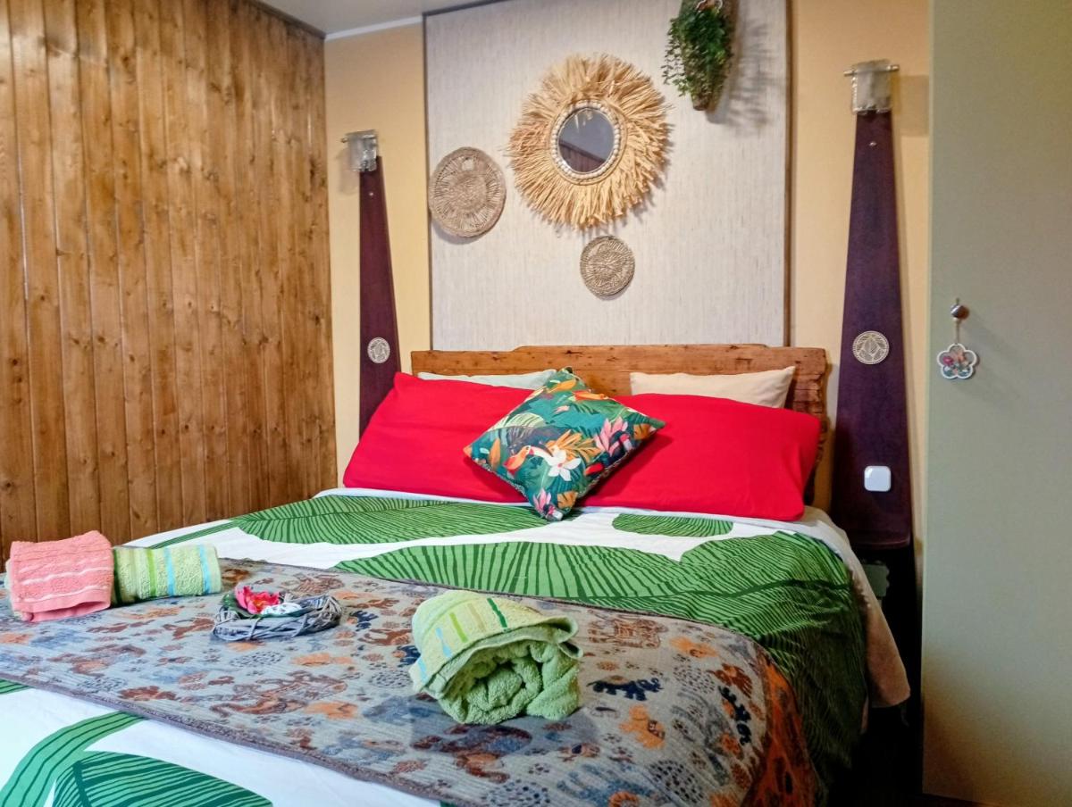 KOALA Valdareina, Piscine chauffée, Bénagil-Carvoeiro - Housity