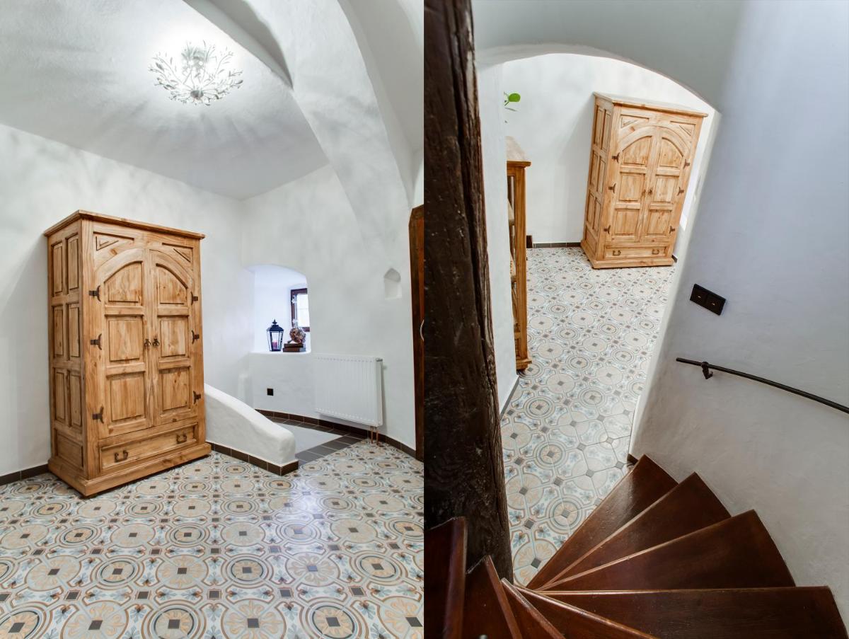 Krumlov Tower - Housity