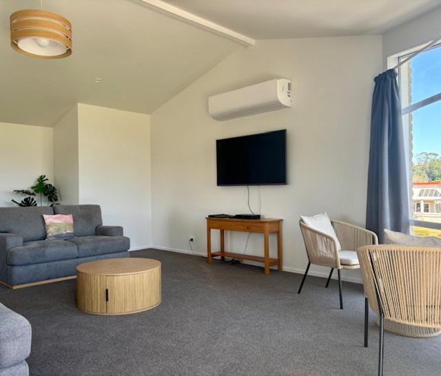 Parkside Motel and Apartments - Housity