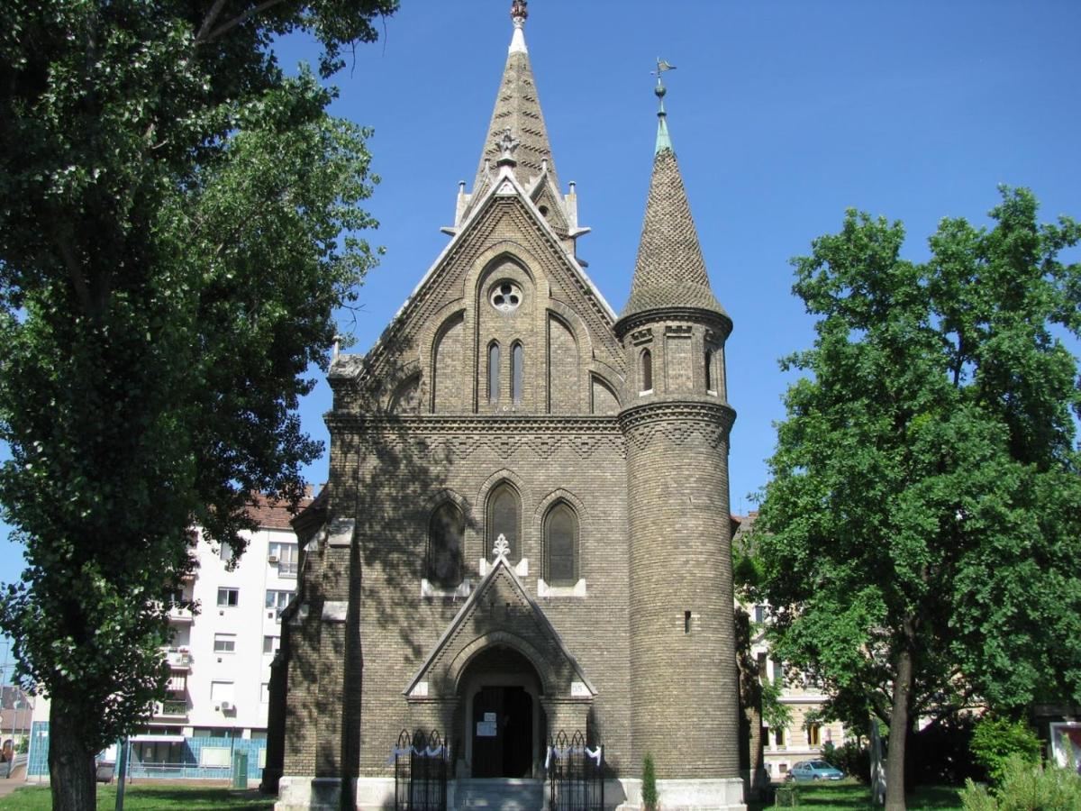 Belváros Anna-kuti Apartman - Housity