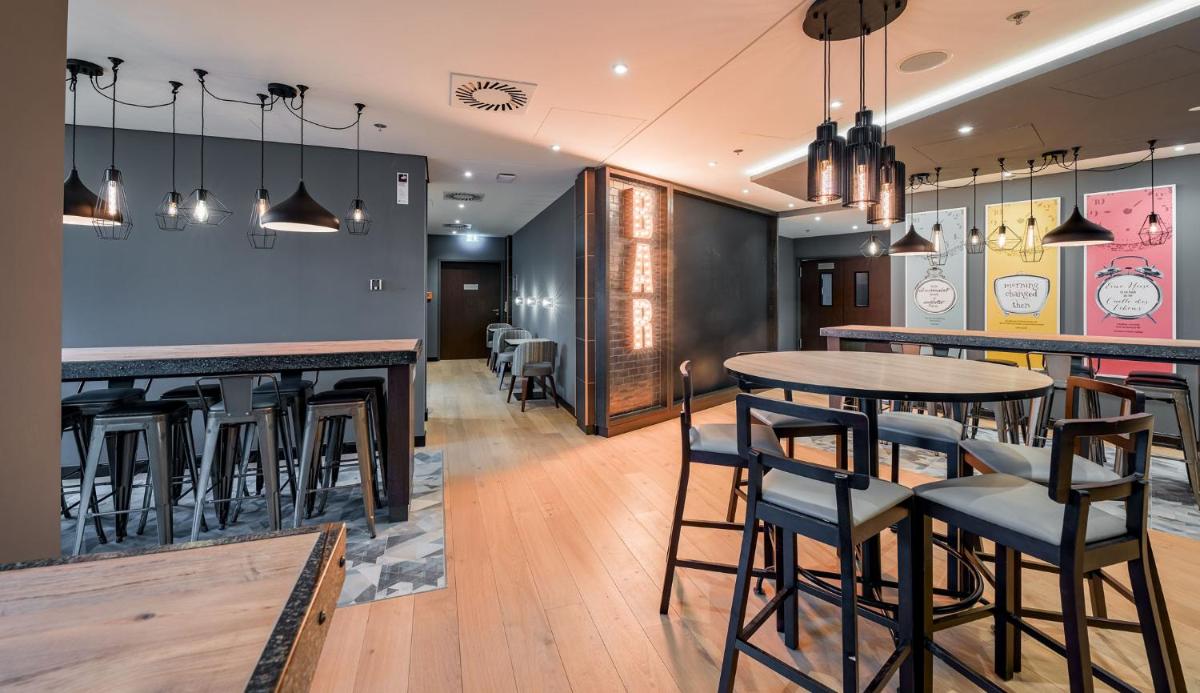 Premier Inn Stuttgart City Europaviertel - Housity