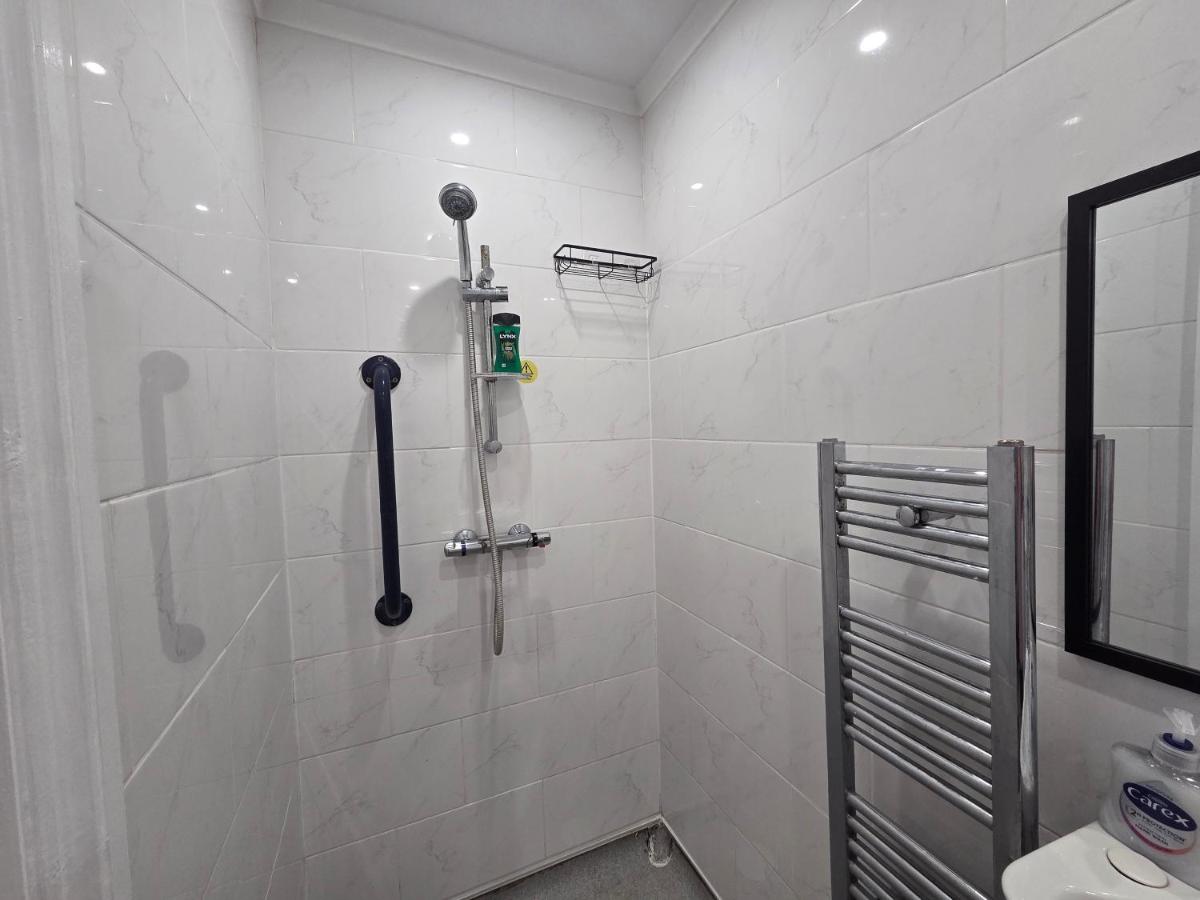 Romford Lodge - Housity