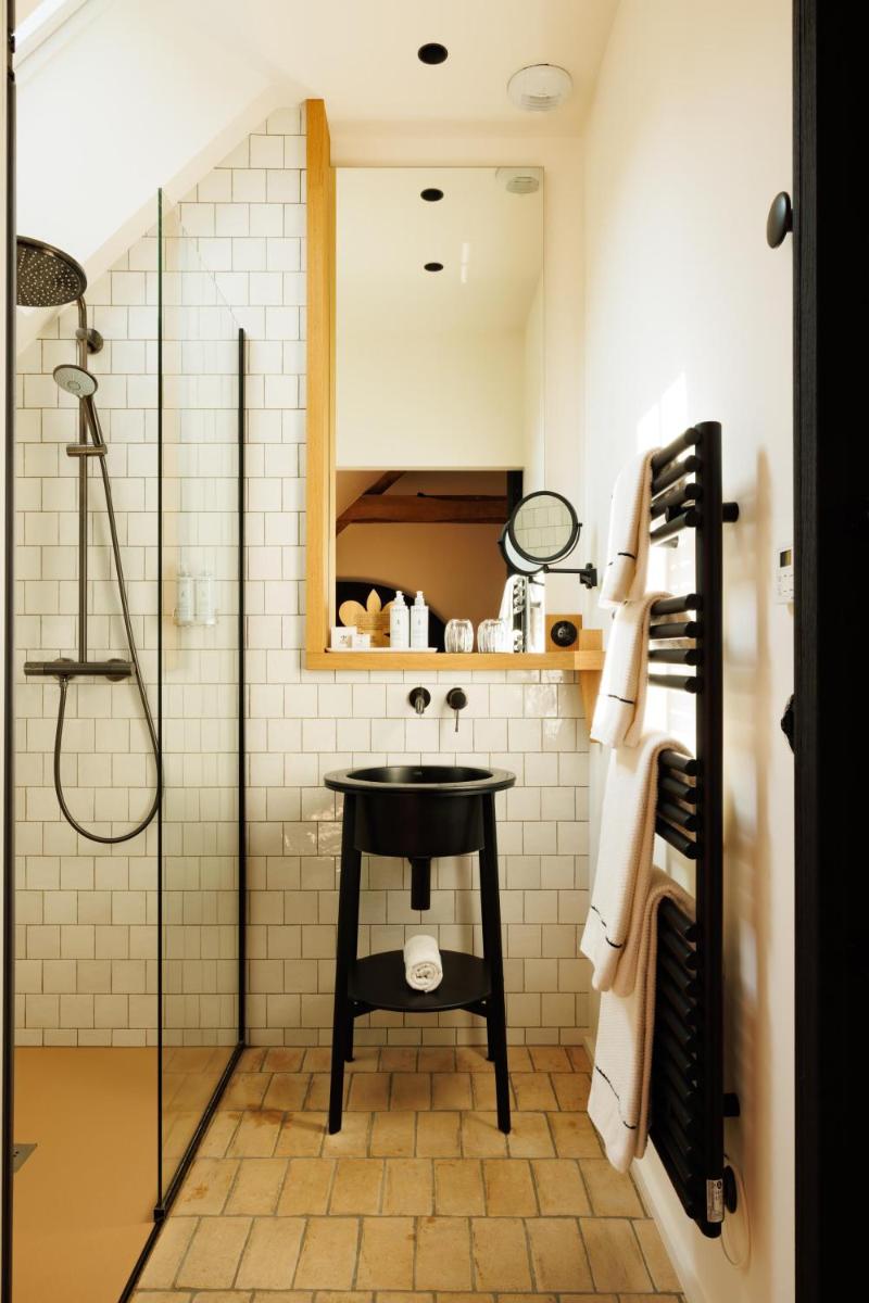 Salle de bains dans l'établissement Domaine de Locguénolé & Spa - Relais & Chateaux