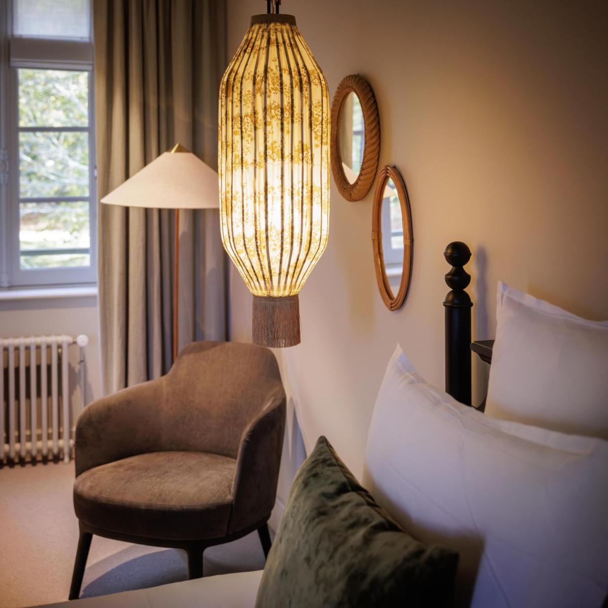 Coin salon dans l'établissement Domaine de Locguénolé & Spa - Relais & Chateaux