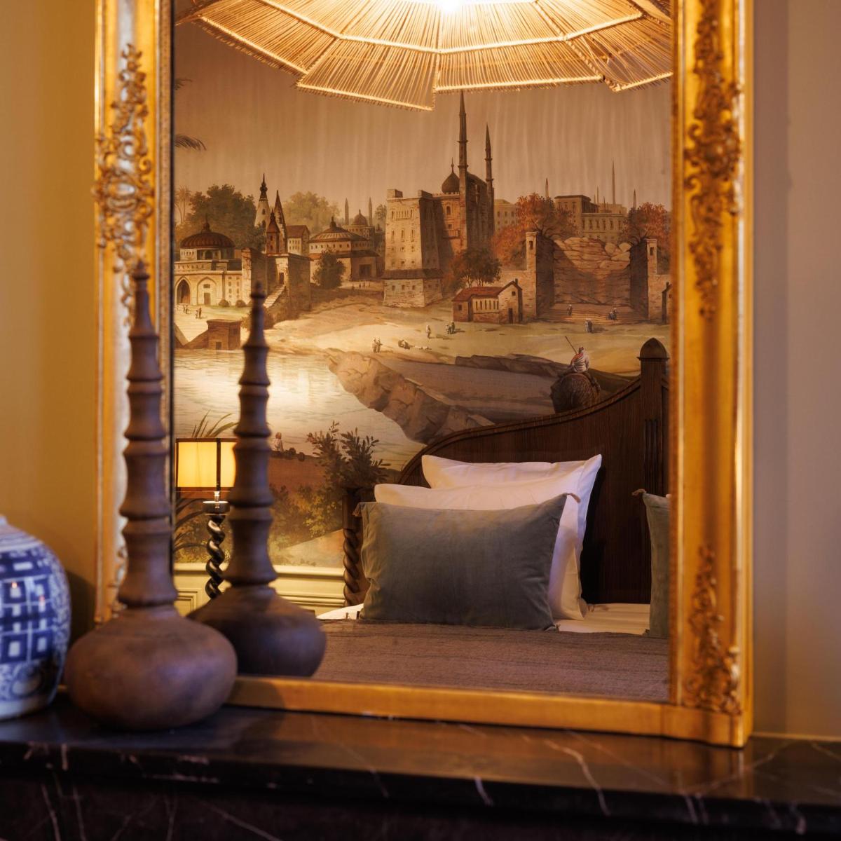 Coin salon dans l'établissement Domaine de Locguénolé & Spa - Relais & Chateaux