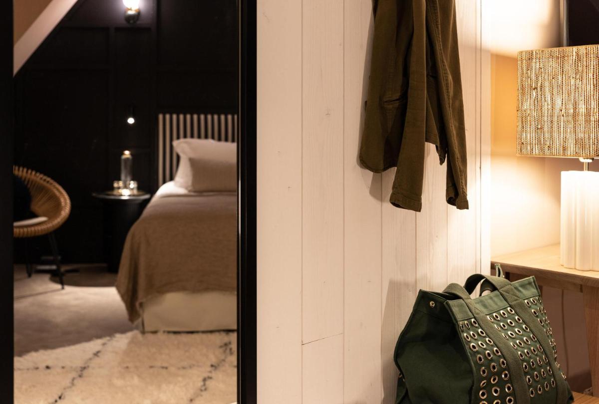 Coin salon dans l'établissement Le Celtique & Spa
