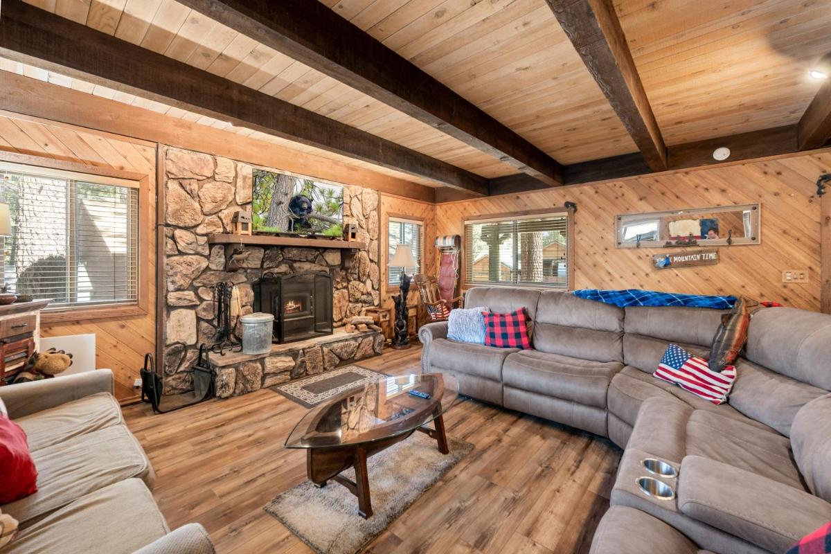 Summit Mountain Lodge - Housity
