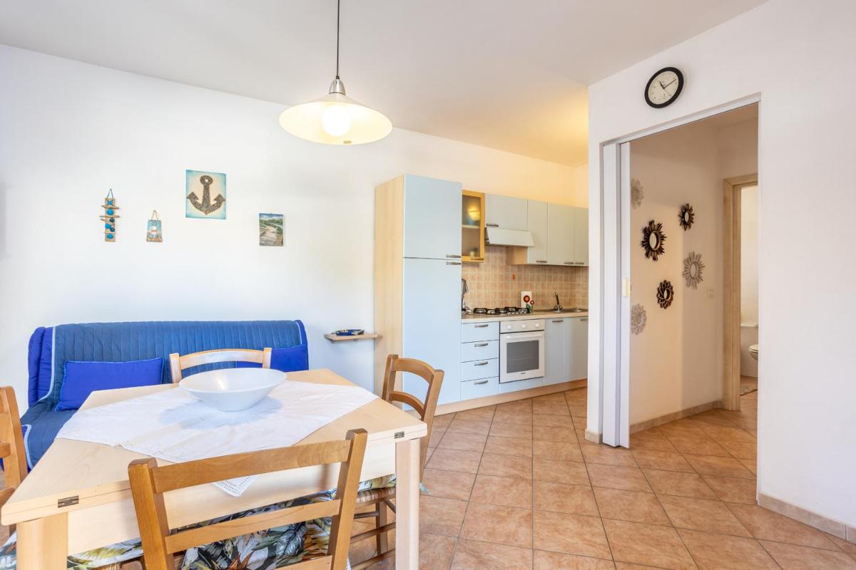 Sea view house, private parking, WiFi - Housity