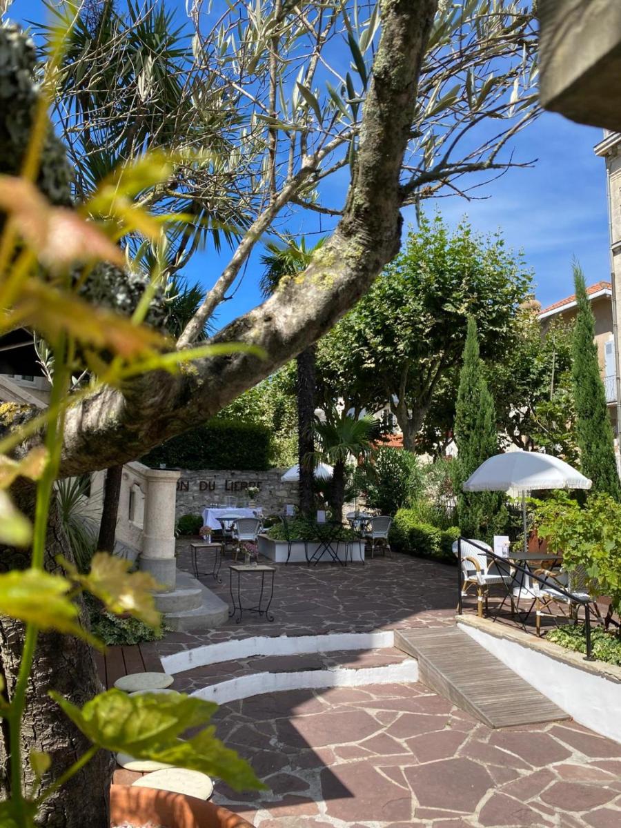 Jardin de l'établissement Hôtel & Espace Bien-être La Maison du Lierre