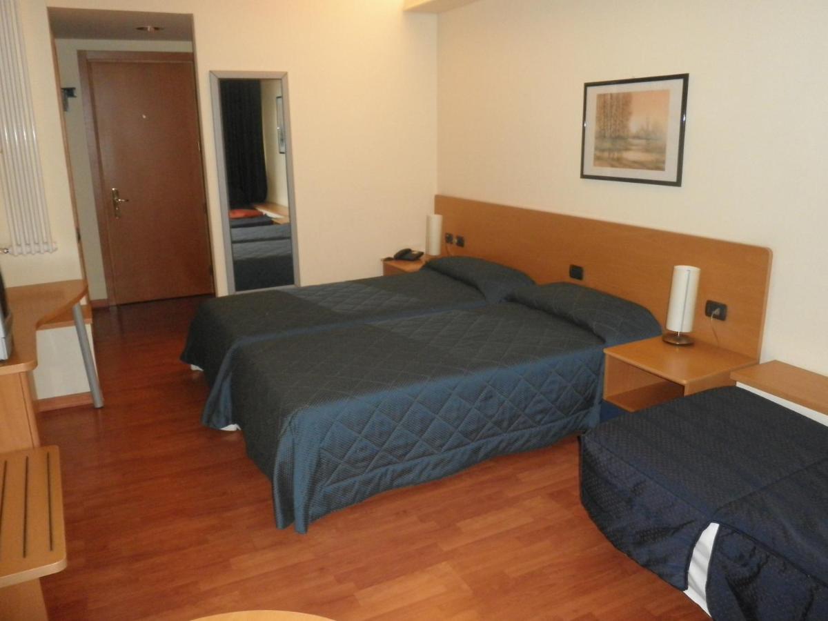 Hotel Selide - Housity