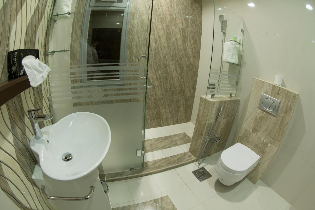 Royal Chalet Kuwait - Housity