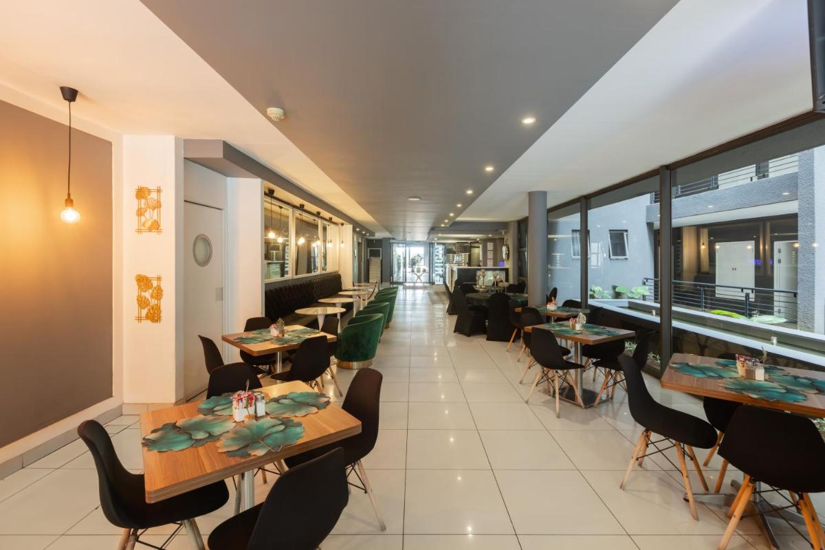 The Nicol Hotel and Apartments - Housity