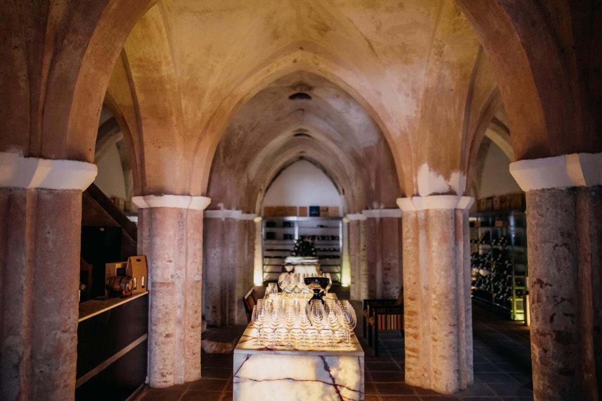 Imagem da galeria de Convento do Espinheiro, Historic Hotel & Spa em Évora