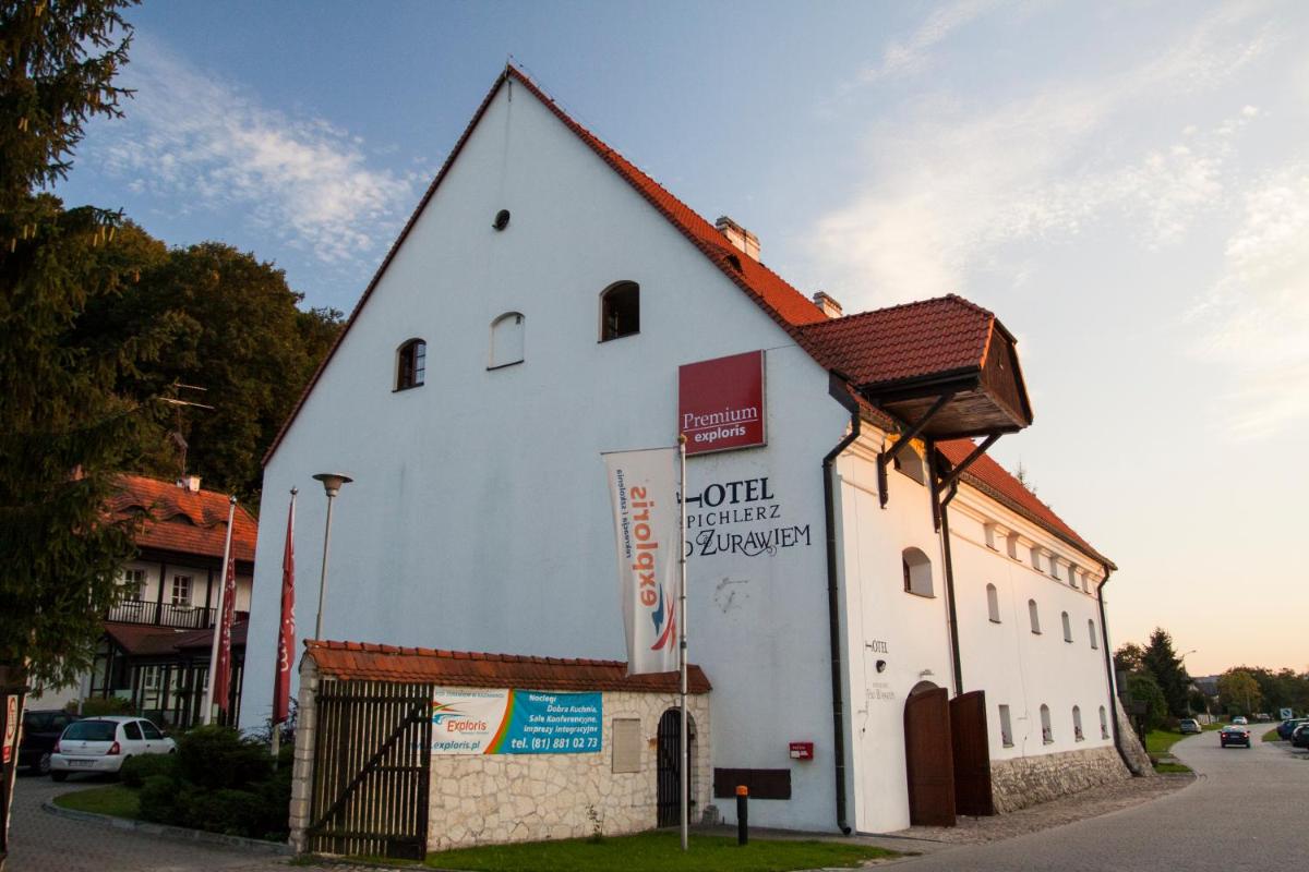 Hotel Żuraw w Starym Spichlerzu - Housity