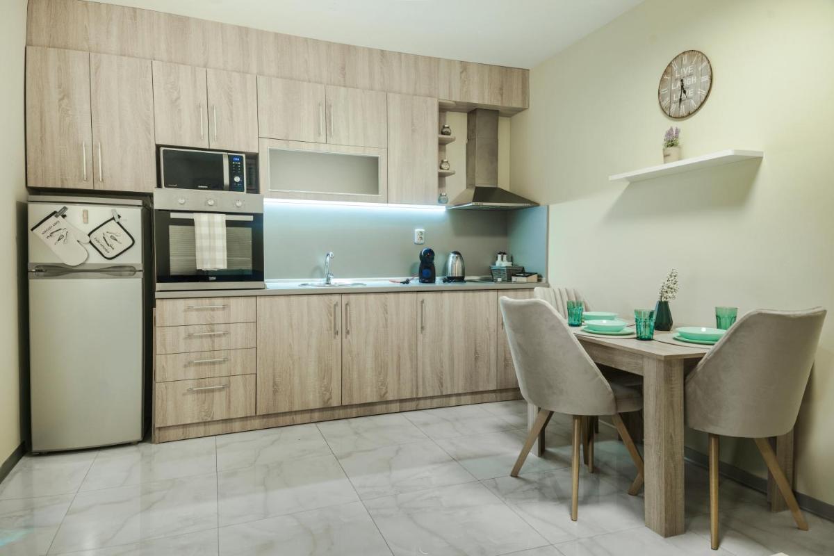 Riva Apartment - Housity