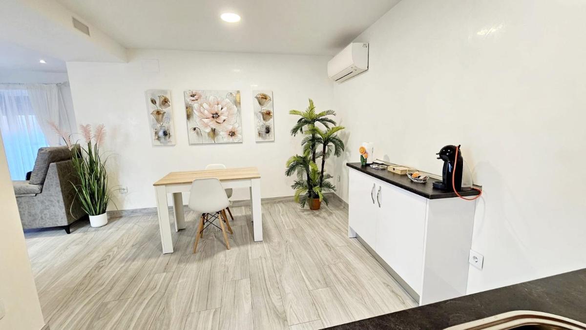 Vivienda Turística Cervantes - Housity