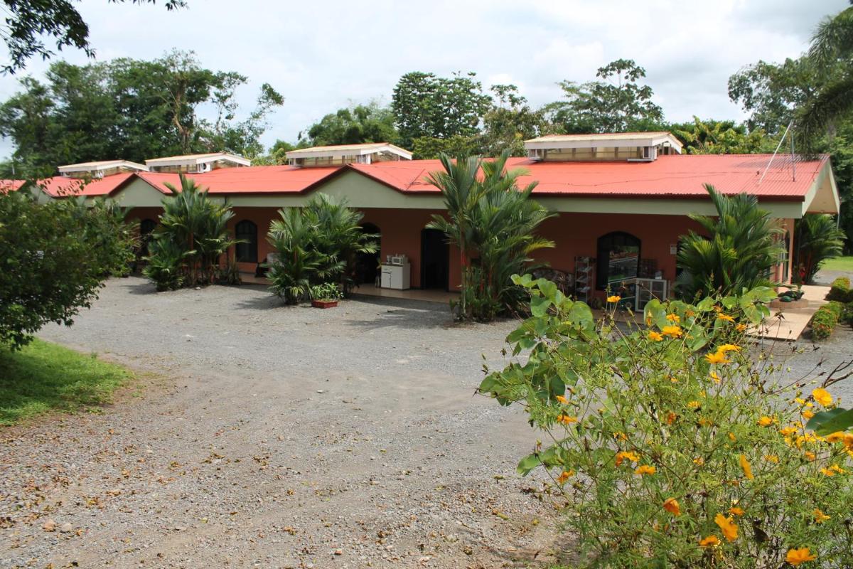 Hotel Vista al Tortuguero - Housity