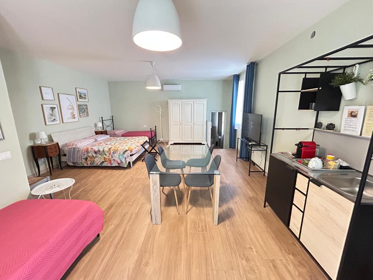 Guest House B&B FRANCIACORTA - Housity