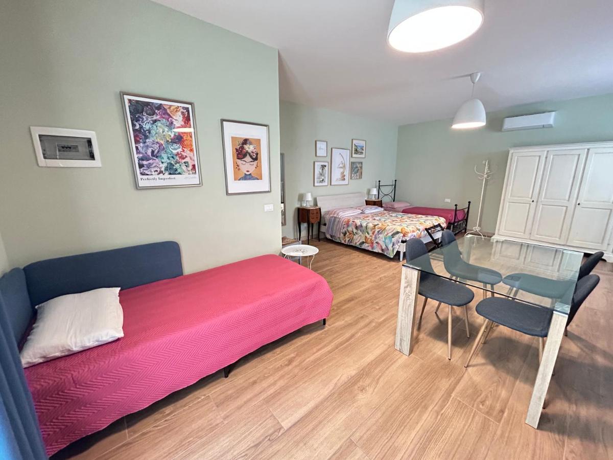Guest House B&B FRANCIACORTA - Housity
