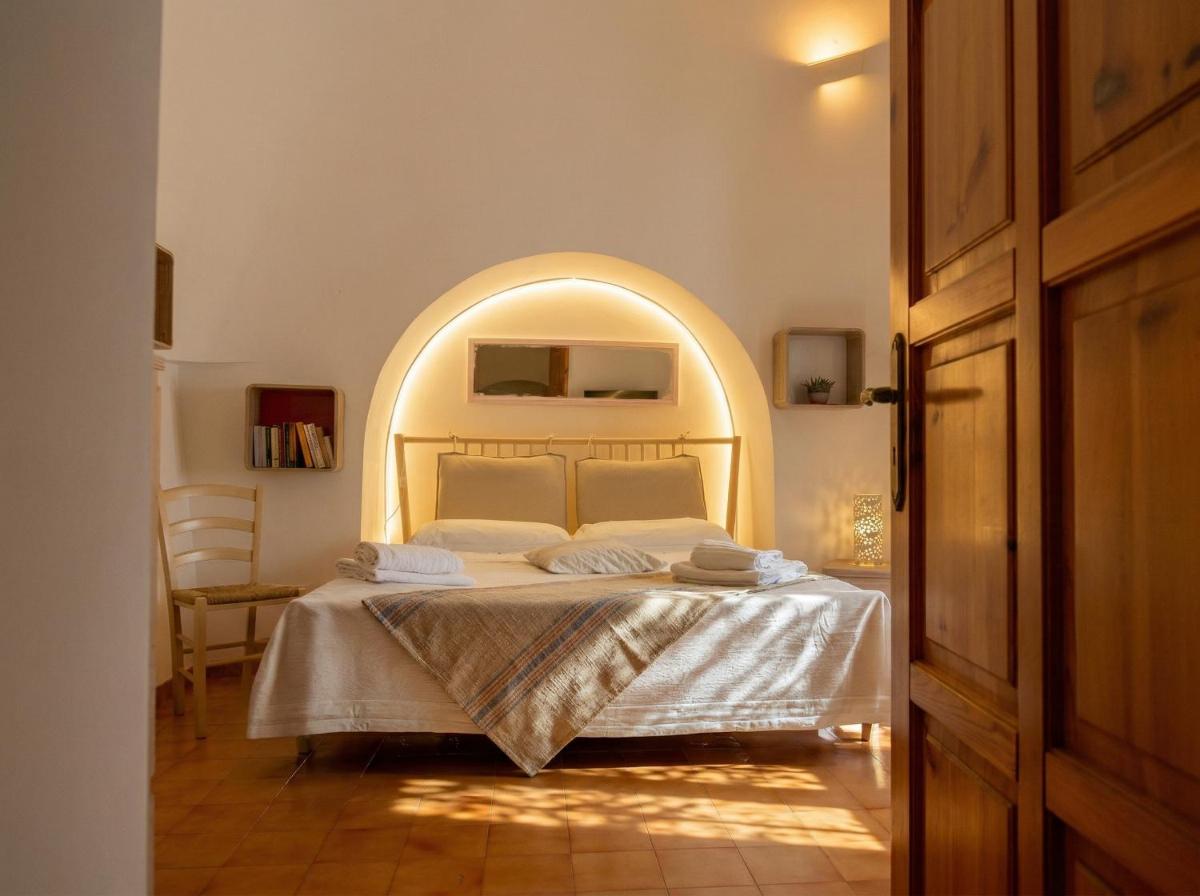 Villa Nonna Nina with Swimming Pool - Housity