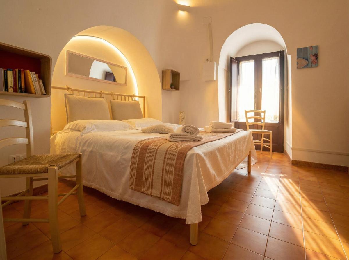 Villa Nonna Nina with Swimming Pool - Housity