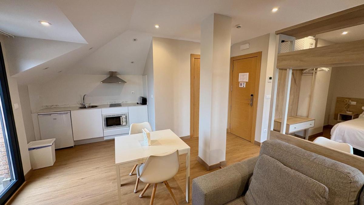 Apartamentos La Canal - Housity