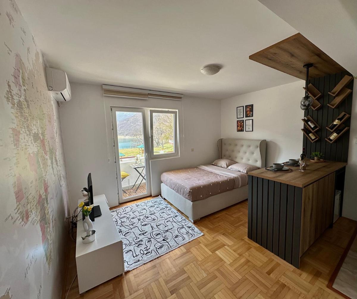 Apartment Lake story - Housity