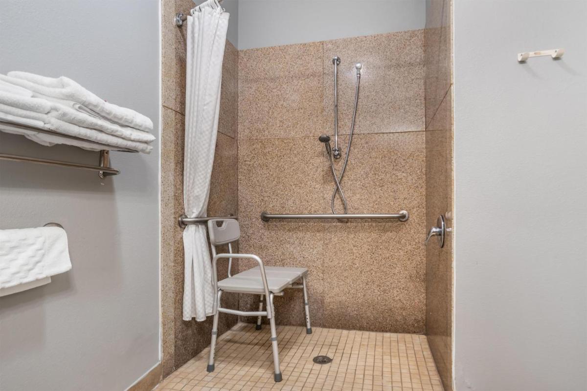 Best Western Wakulla Inn & Suites - Housity