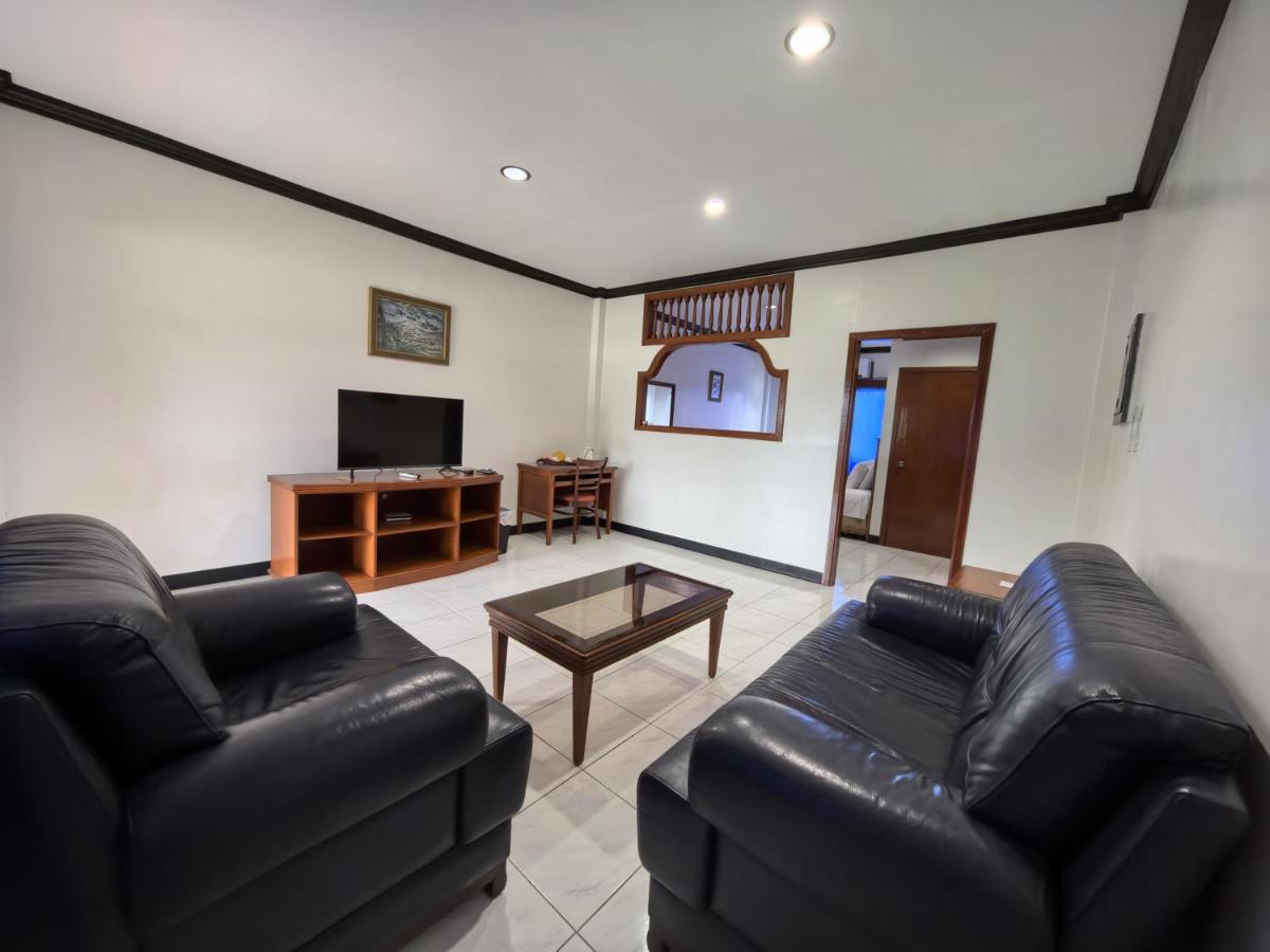 S&C Hotel Suites and Apartments - Hizvo