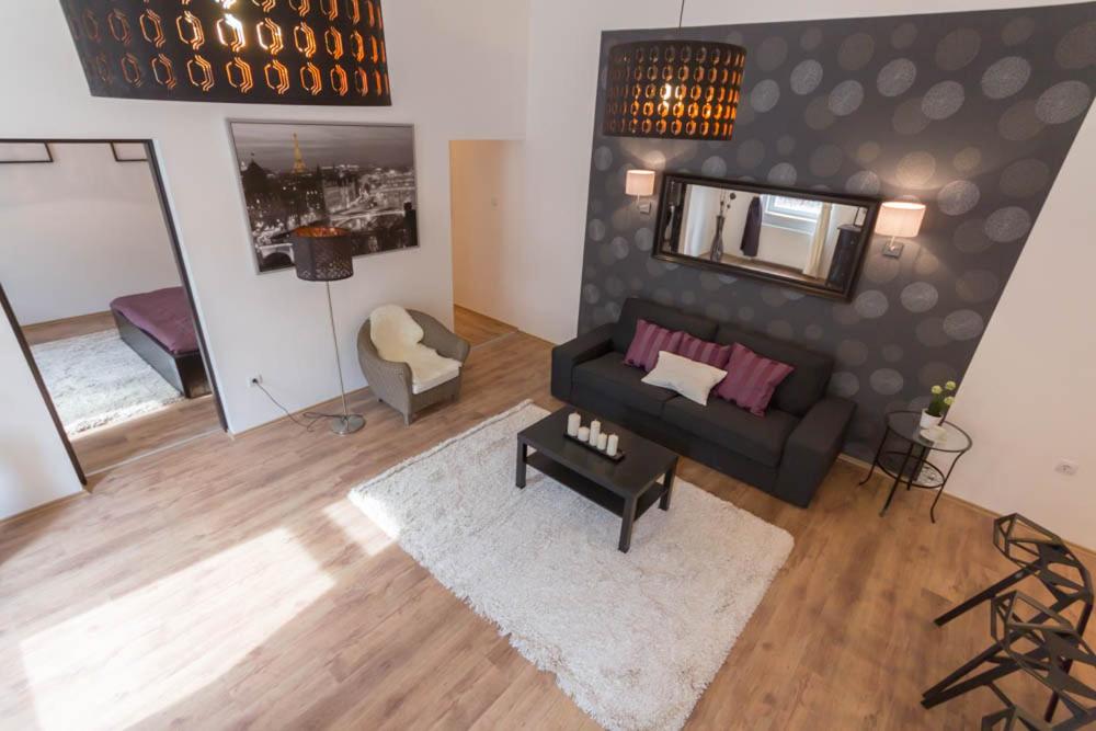 Luxury Apartment by Hi5-Városház Suite - Housity
